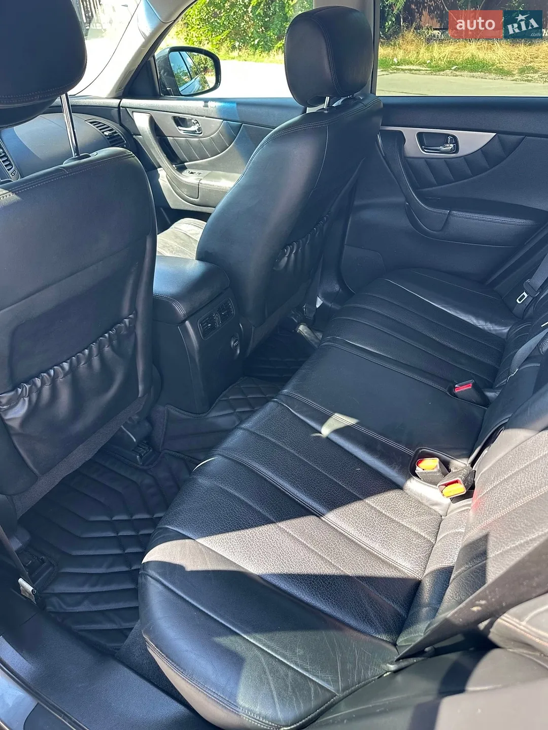 2013 Infiniti QX70 - мініатюра 9