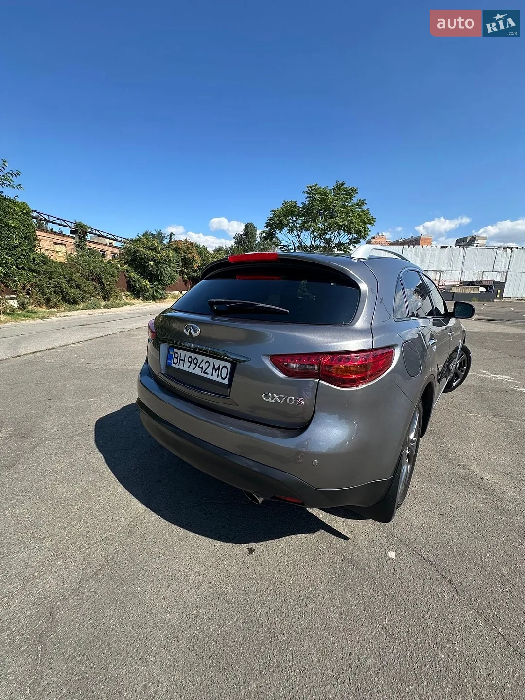 2013 Infiniti QX70 - мініатюра 18