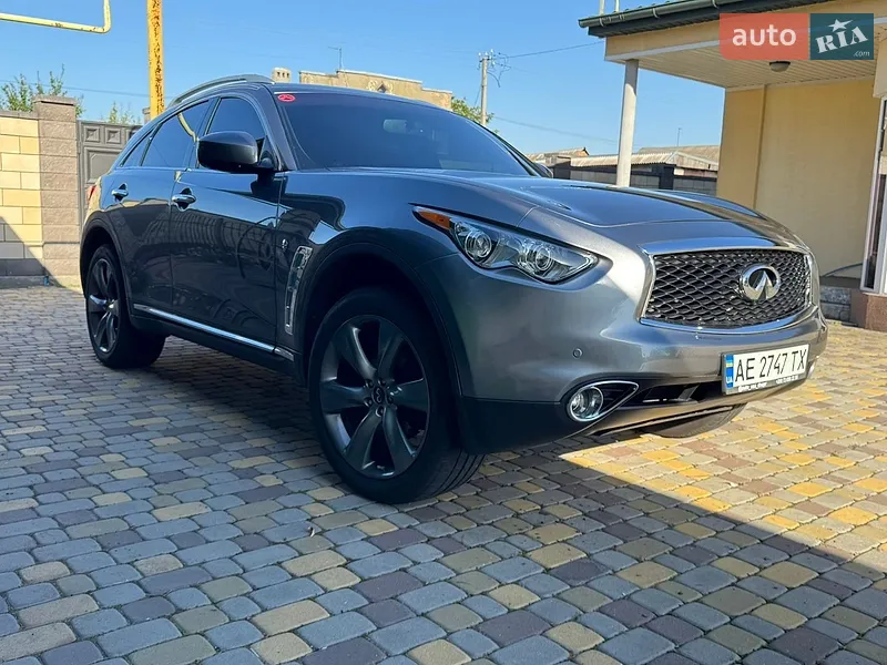 Infiniti QX70 2017