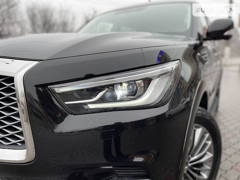 Внедорожник / Кроссовер Infiniti QX80 2018 в Черновцах