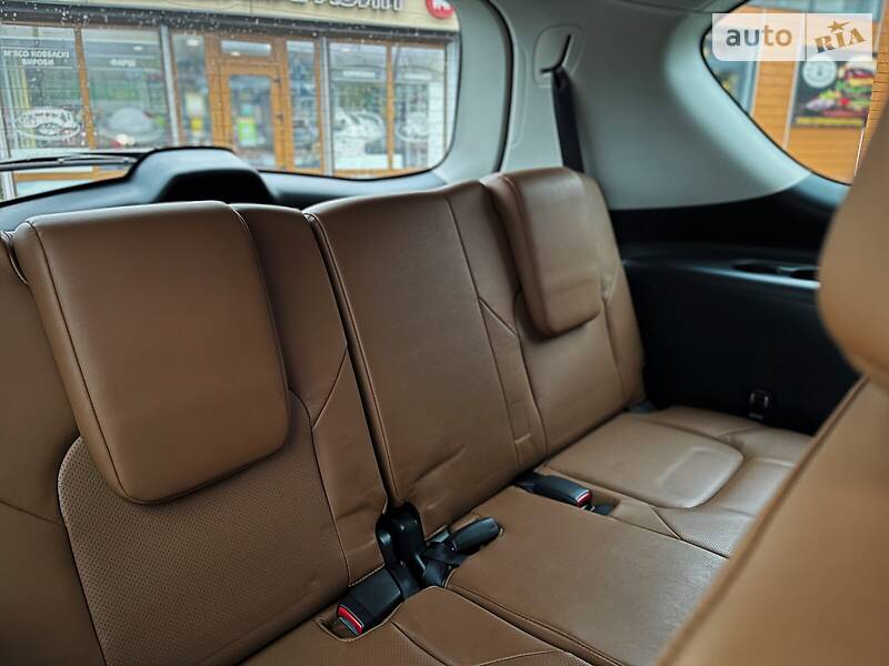 Внедорожник / Кроссовер Infiniti QX80 2018 в Черновцах