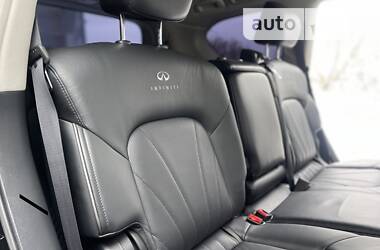 Внедорожник / Кроссовер Infiniti QX80 2014 в 