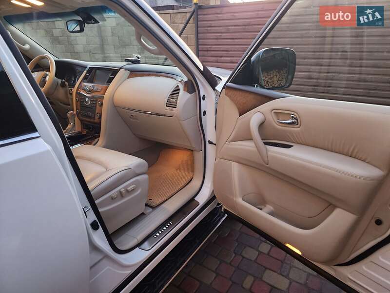 Внедорожник / Кроссовер Infiniti QX80 2014 в Киеве