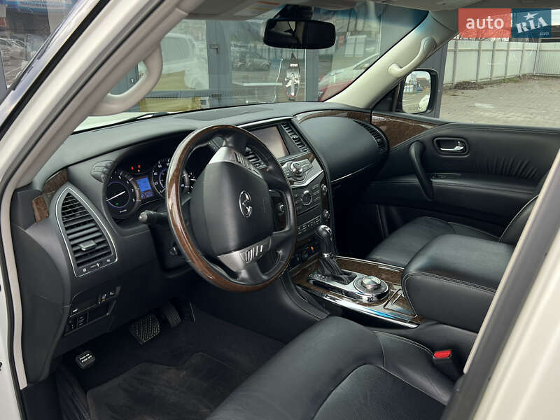 Внедорожник / Кроссовер Infiniti QX80 2016 в Черновцах