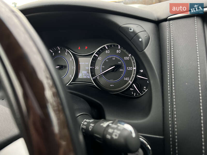 Внедорожник / Кроссовер Infiniti QX80 2016 в Черновцах