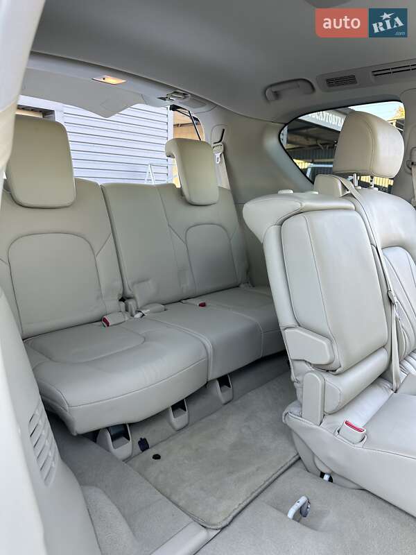 Позашляховик / Кросовер Infiniti QX80 2015 в Києві