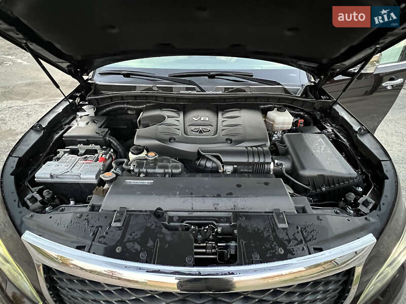 Внедорожник / Кроссовер Infiniti QX80 2016 в Ровно
