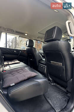 Внедорожник / Кроссовер Infiniti QX80 2016 в 