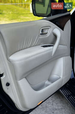 Внедорожник / Кроссовер Infiniti QX80 2013 в 