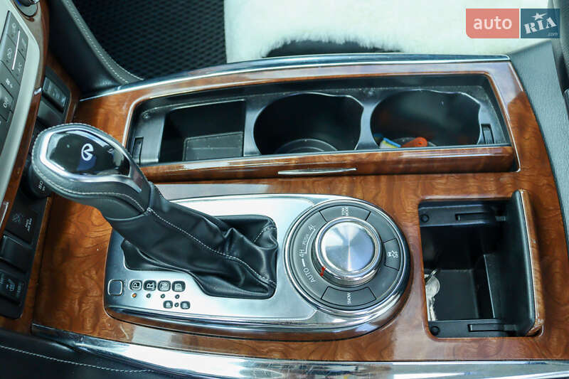 Внедорожник / Кроссовер Infiniti QX80 2018 в Измаиле