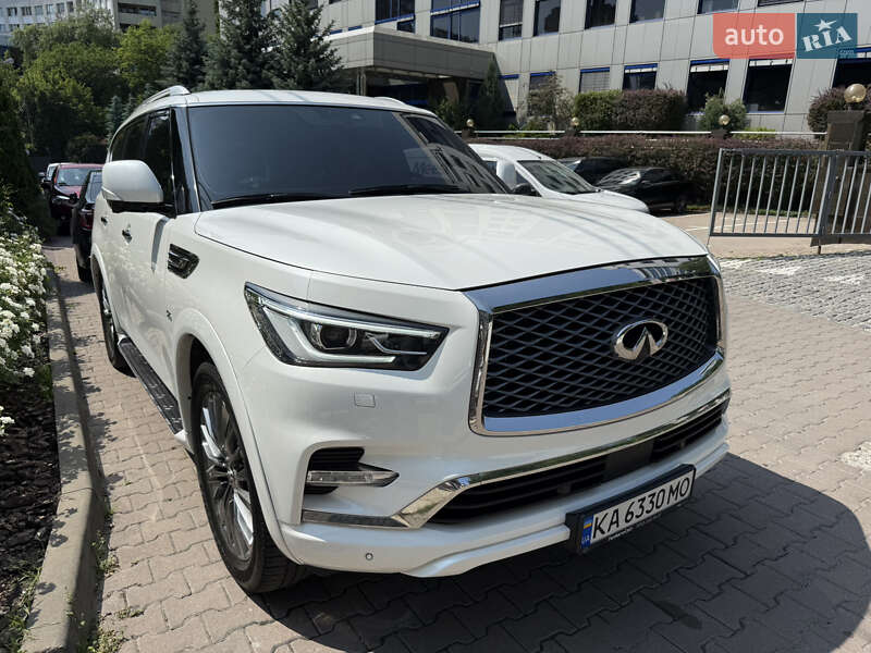 Infiniti QX80 2019