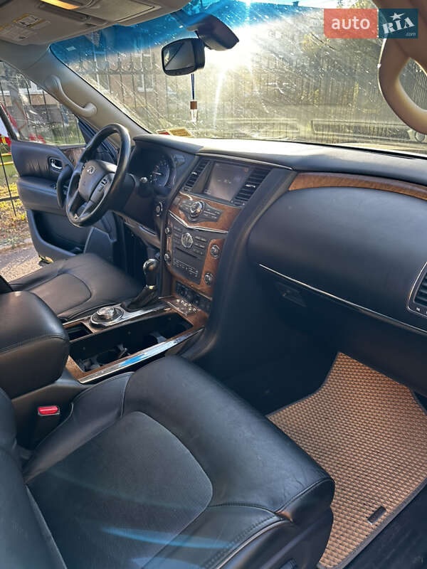 Позашляховик / Кросовер Infiniti QX80 2014 в Чернігові