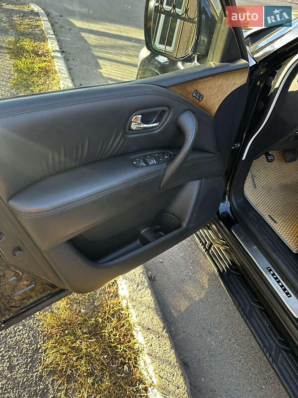 Позашляховик / Кросовер Infiniti QX80 2014 в Чернігові