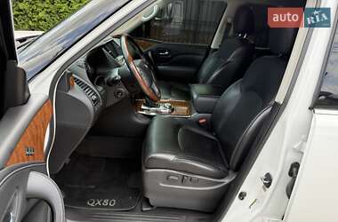 Позашляховик / Кросовер Infiniti QX80 2018 в 
