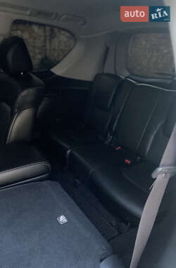 Внедорожник / Кроссовер Infiniti QX80 2015 в 