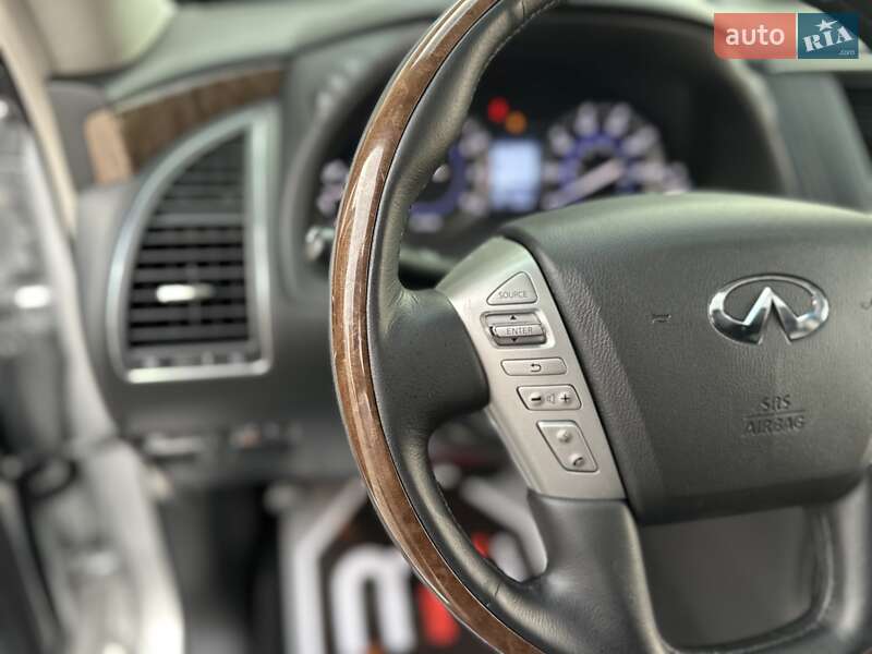 Внедорожник / Кроссовер Infiniti QX80 2015 в Киеве