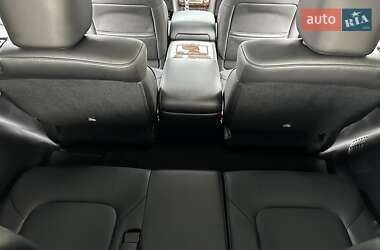 Внедорожник / Кроссовер Infiniti QX80 2015 в 
