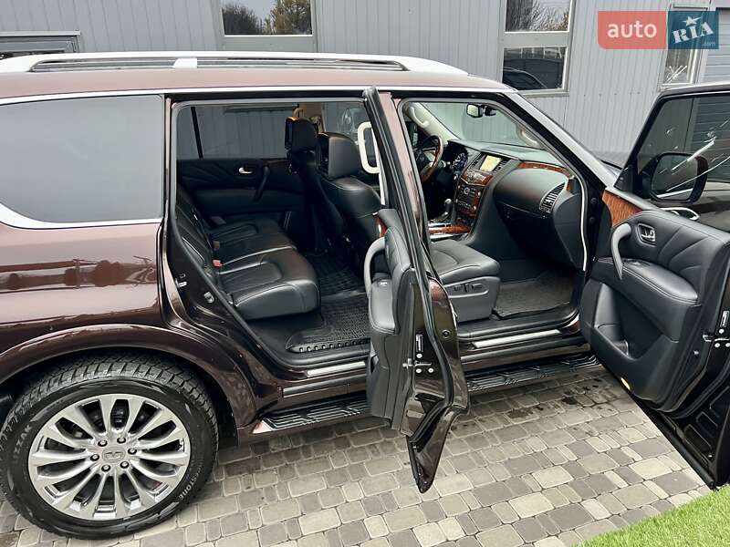 Внедорожник / Кроссовер Infiniti QX80 2017 в Киеве