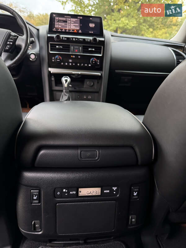 Внедорожник / Кроссовер Infiniti QX80 2022 в Днепре