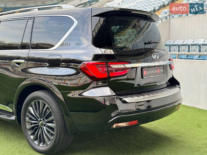Позашляховик / Кросовер Infiniti QX80 2018 в Одесі