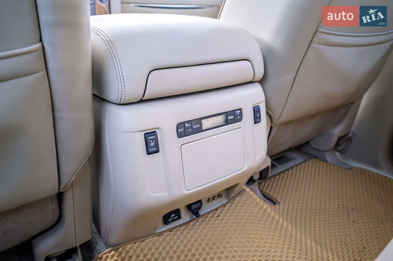 Позашляховик / Кросовер Infiniti QX80 2014 в Києві фото 40 Позашляховик / Кросовер Infiniti QX80 2014 в Києві