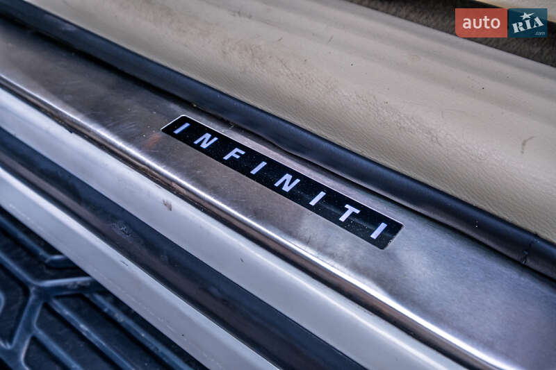 Позашляховик / Кросовер Infiniti QX80 2014 в Києві фото 42 Позашляховик / Кросовер Infiniti QX80 2014 в Києві