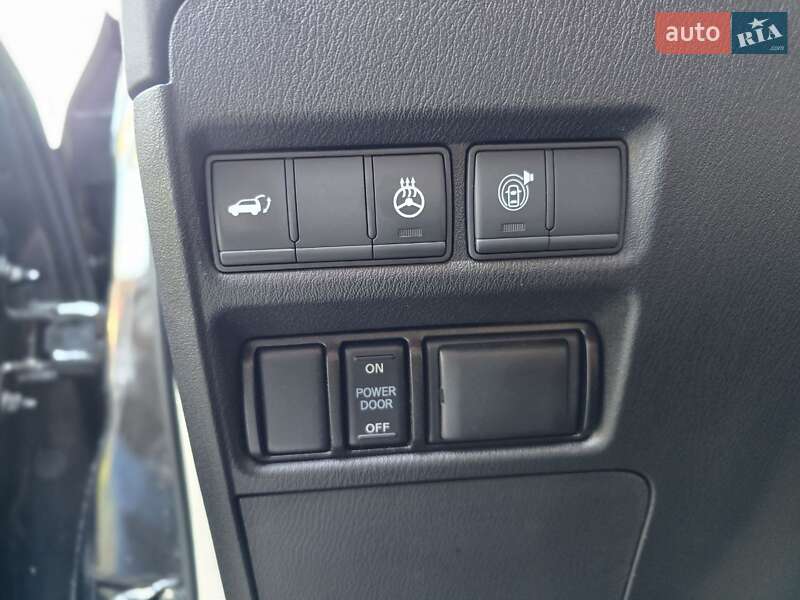 Внедорожник / Кроссовер Infiniti QX80 2017 в Львове фото 17 Внедорожник / Кроссовер Infiniti QX80 2017 в Львове