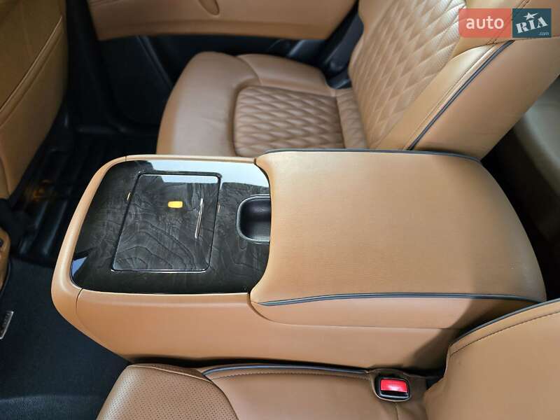 Внедорожник / Кроссовер Infiniti QX80 2017 в Львове фото 22 Внедорожник / Кроссовер Infiniti QX80 2017 в Львове