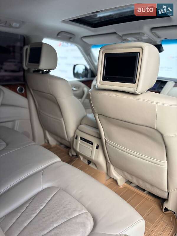 Позашляховик / Кросовер Infiniti QX80 2016 в Києві