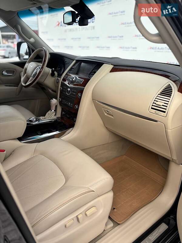 Позашляховик / Кросовер Infiniti QX80 2016 в Києві