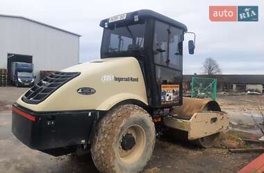 Дорожный каток Ingersoll-Rand SD 2006 в Львове