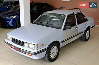 Седан Isuzu Aska 1989 в 