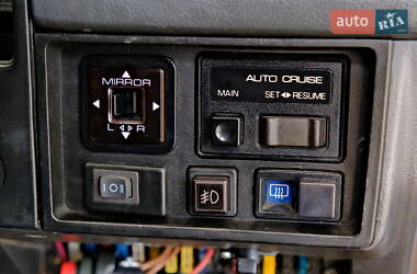 Седан Isuzu Aska 1989 в 