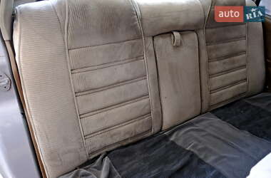 Седан Isuzu Aska 1989 в 