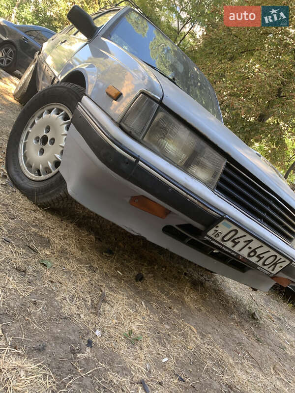 Isuzu Aska 1988