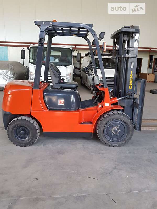 Isuzu CYH51W 2605
