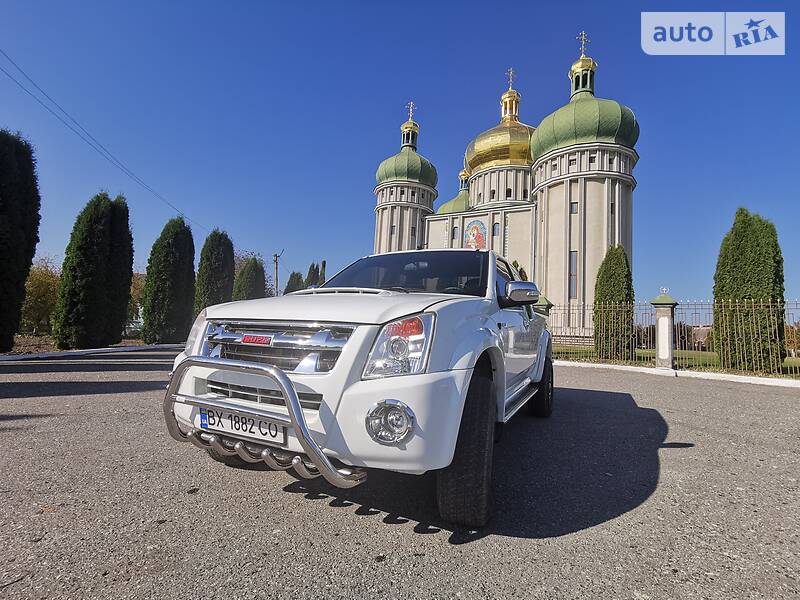 Пикап Isuzu D-Max 2011 в Дубно