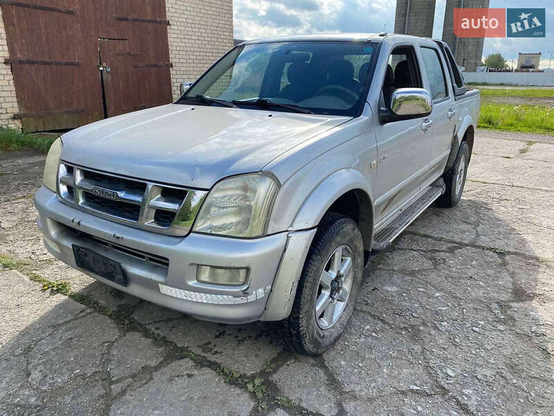 Пикап Isuzu D-Max 2004 в 