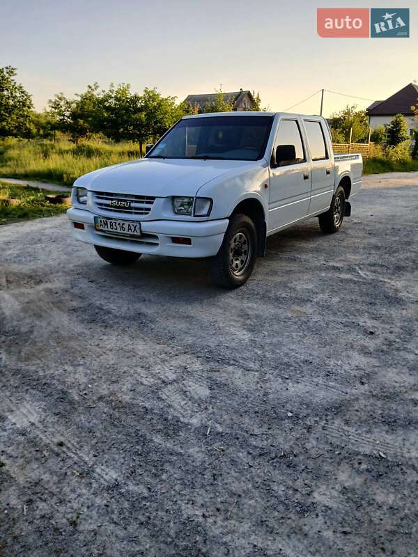 Пікап Isuzu Faster 1999 в Звягелі
