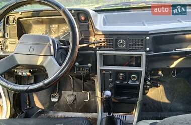 Седан Isuzu Gemini 1986 в 