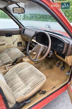 Седан Isuzu Gemini 1982 в 