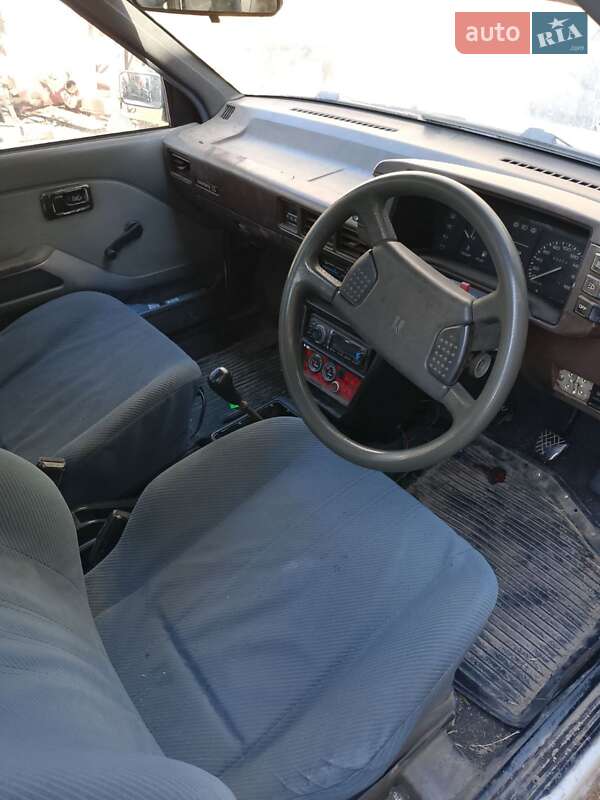 Седан Isuzu Gemini 1986 в Одессе фото 2 Седан Isuzu Gemini 1986 в Одессе