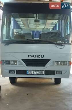 Туристический / Междугородний автобус Isuzu MD 1997 в 
