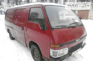 Грузопассажирский фургон Isuzu Midi груз. 1987 в Чернигове