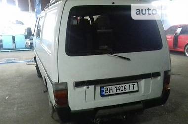 Грузопассажирский фургон Isuzu Midi 1992 в Одессе