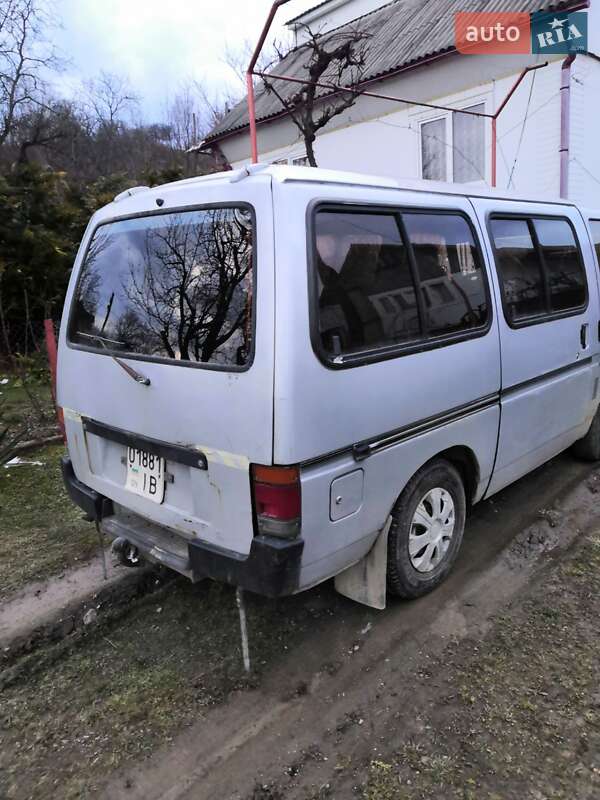 Мінівен Isuzu Midi 1992 в Тячеві фото 7 Мінівен Isuzu Midi 1992 в Тячеві