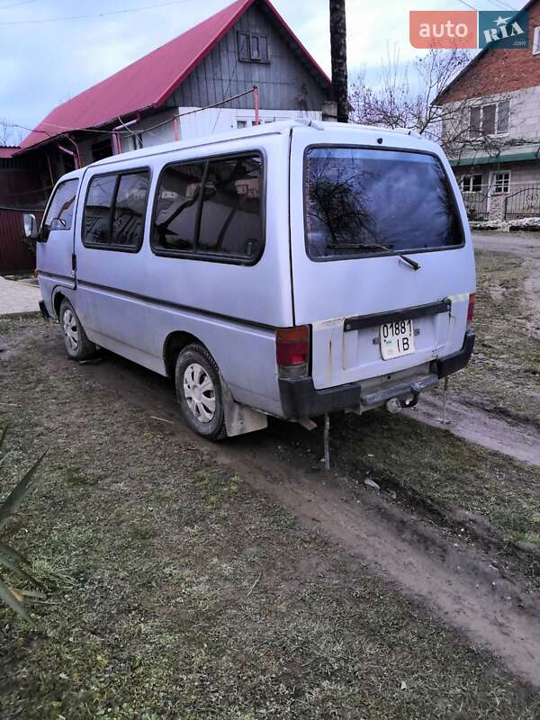 Мінівен Isuzu Midi 1992 в Тячеві фото 8 Мінівен Isuzu Midi 1992 в Тячеві