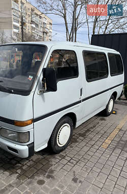 Минивэн Isuzu Midi 1989 в 