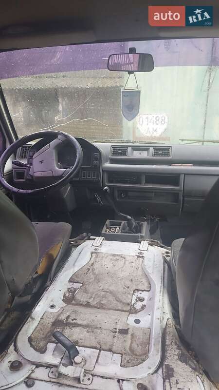 Микровэн Isuzu Midi 1991 в Житомире фото 3 Микровэн Isuzu Midi 1991 в Житомире