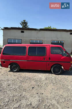 Минивэн Isuzu Midi 1992 в Монастыриске